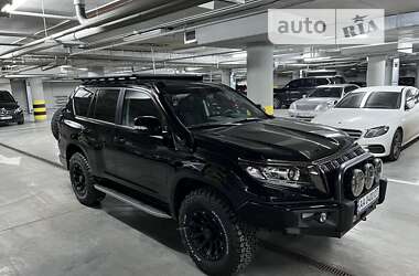 Внедорожник / Кроссовер Toyota Land Cruiser Prado 2021 в Киеве