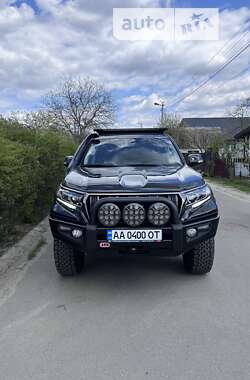 Позашляховик / Кросовер Toyota Land Cruiser Prado 2021 в Києві