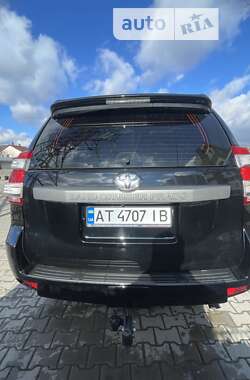 Позашляховик / Кросовер Toyota Land Cruiser Prado 2016 в Івано-Франківську