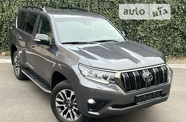 Внедорожник / Кроссовер Toyota Land Cruiser Prado 2022 в Киеве