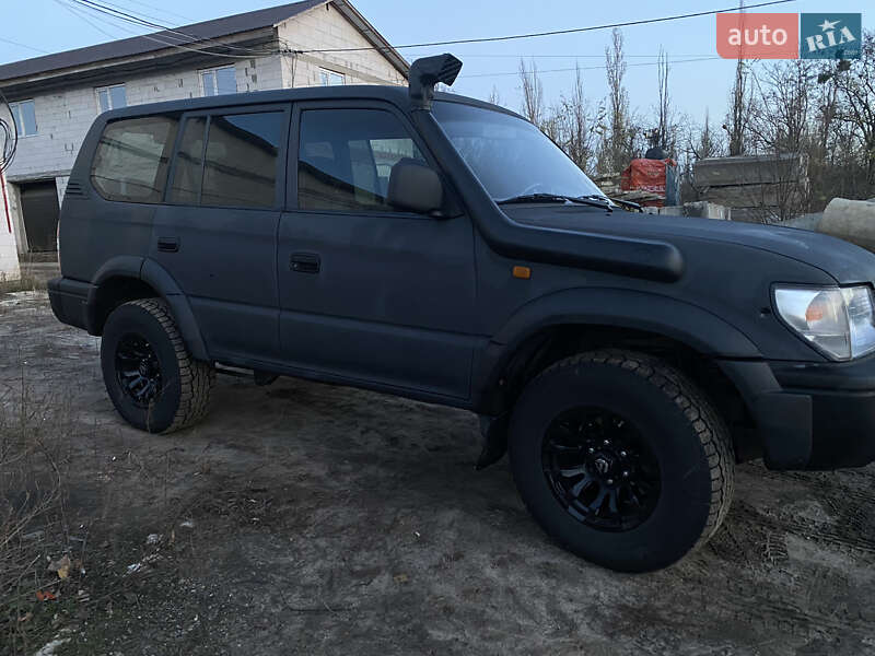 Позашляховик / Кросовер Toyota Land Cruiser Prado 1997 в Києві