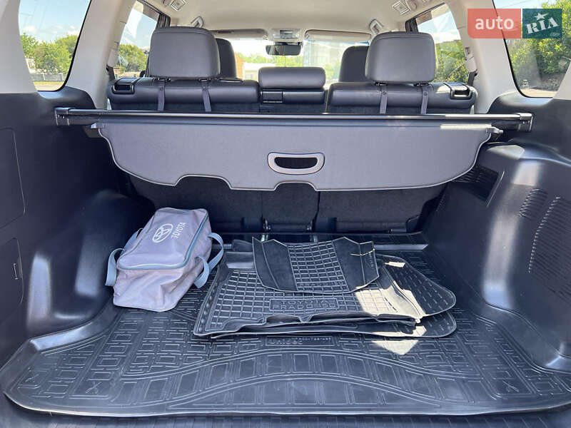 Внедорожник / Кроссовер Toyota Land Cruiser Prado 2018 в Виннице