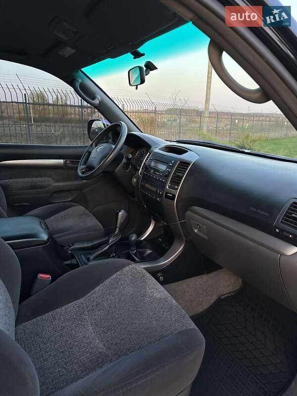 Внедорожник / Кроссовер Toyota Land Cruiser Prado 2007 в Киеве фото 12 Внедорожник / Кроссовер Toyota Land Cruiser Prado 2007 в Киеве
