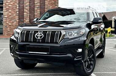 Позашляховик / Кросовер Toyota Land Cruiser Prado 2022 в Києві