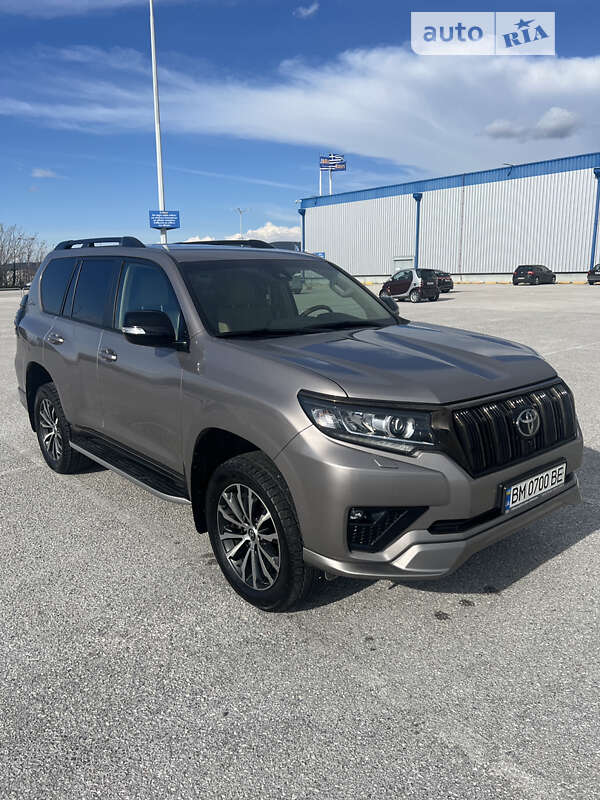 Внедорожник / Кроссовер Toyota Land Cruiser Prado 2021 в Сумах