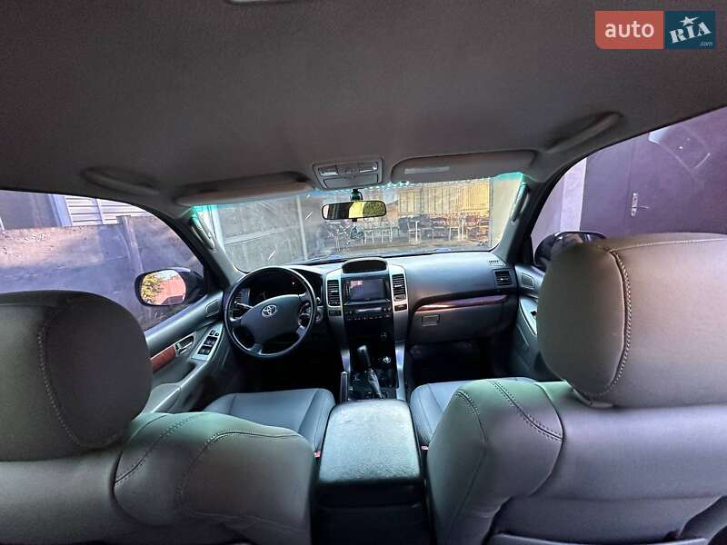 Позашляховик / Кросовер Toyota Land Cruiser Prado 2004 в Харкові