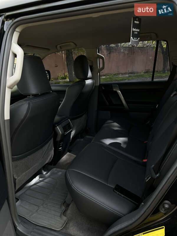 Внедорожник / Кроссовер Toyota Land Cruiser Prado 2012 в Одессе