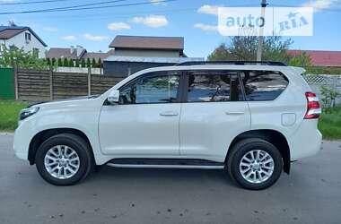 Позашляховик / Кросовер Toyota Land Cruiser Prado 2013 в Києві