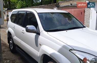 Внедорожник / Кроссовер Toyota Land Cruiser Prado 2004 в Вишневом