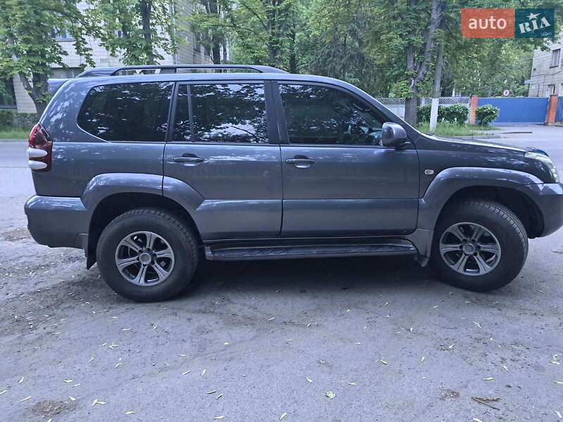 Внедорожник / Кроссовер Toyota Land Cruiser Prado 2007 в Киеве