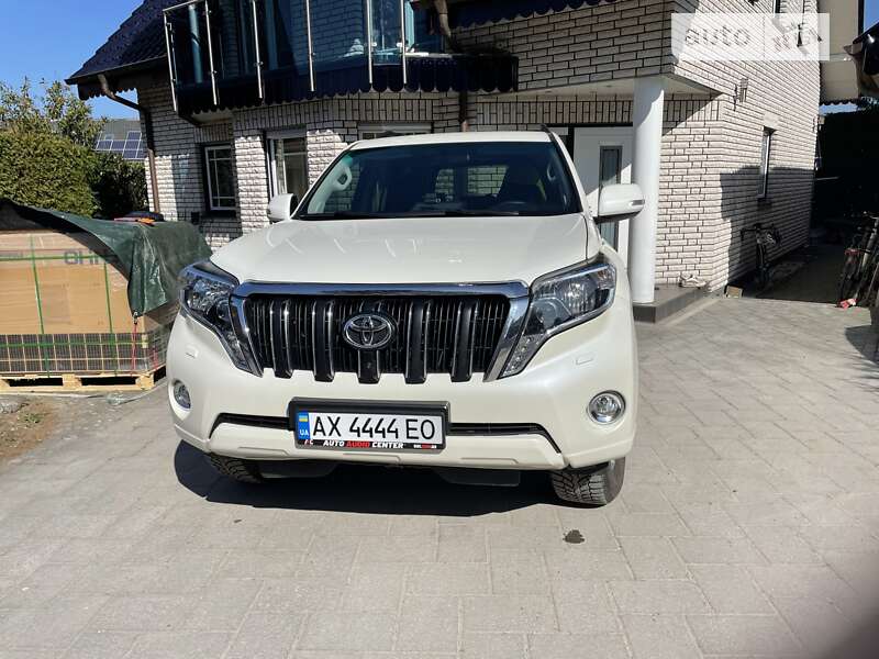 Внедорожник / Кроссовер Toyota Land Cruiser Prado 2013 в Харькове