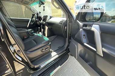 Внедорожник / Кроссовер Toyota Land Cruiser Prado 2012 в Килии