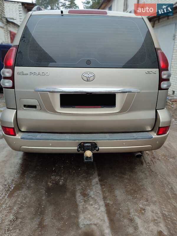 Внедорожник / Кроссовер Toyota Land Cruiser Prado 2004 в Киеве