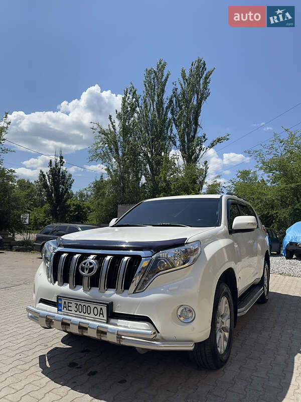 Внедорожник / Кроссовер Toyota Land Cruiser Prado 2013 в Кривом Роге