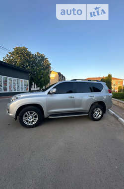 Внедорожник / Кроссовер Toyota Land Cruiser Prado 2010 в 