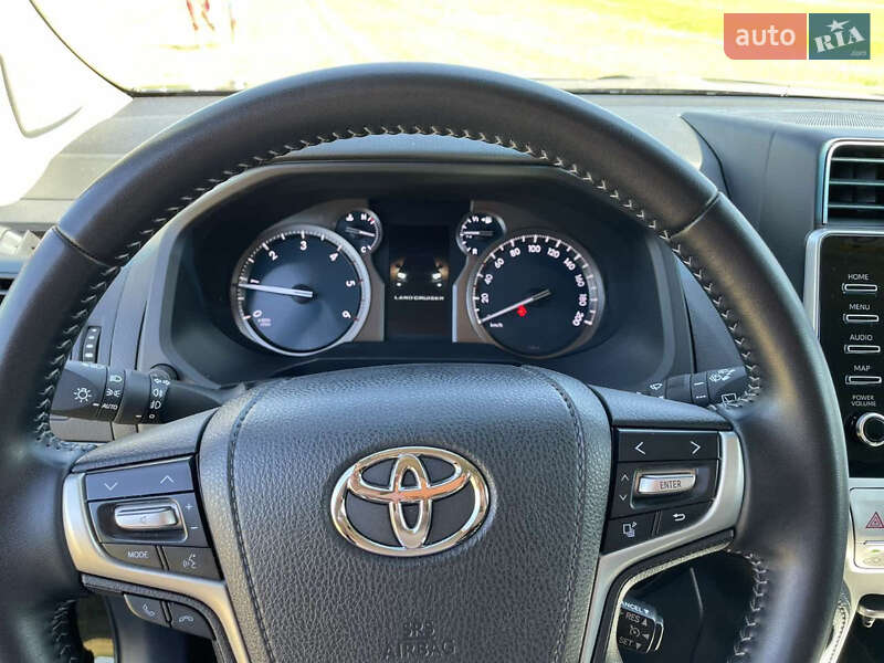 Внедорожник / Кроссовер Toyota Land Cruiser Prado 2022 в Черкассах
