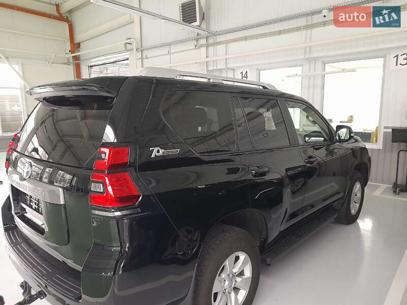 Внедорожник / Кроссовер Toyota Land Cruiser Prado 2022 в Черкассах