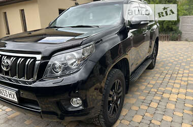 Внедорожник / Кроссовер Toyota Land Cruiser Prado 2012 в 