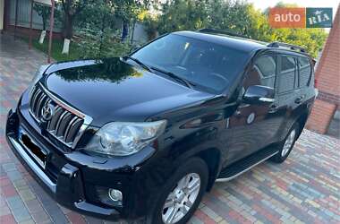 Позашляховик / Кросовер Toyota Land Cruiser Prado 2010 в Києві