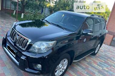 Позашляховик / Кросовер Toyota Land Cruiser Prado 2010 в Києві