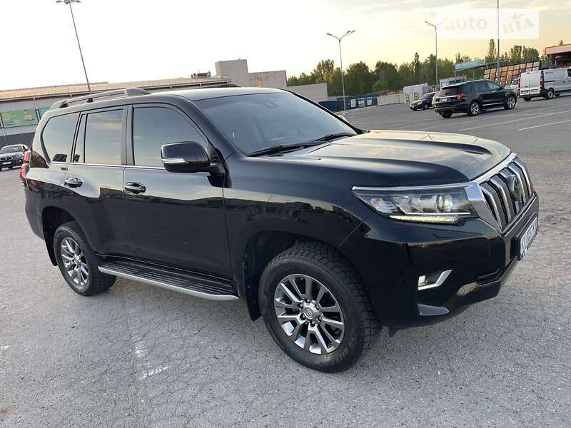 Toyota Land Cruiser Prado 2020