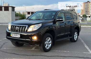 Внедорожник / Кроссовер Toyota Land Cruiser Prado 2011 в Киеве