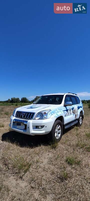 Внедорожник / Кроссовер Toyota Land Cruiser Prado 2005 в Вишневом