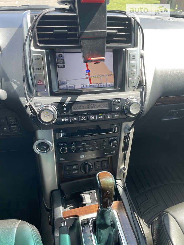 Внедорожник / Кроссовер Toyota Land Cruiser Prado 2012 в Киеве