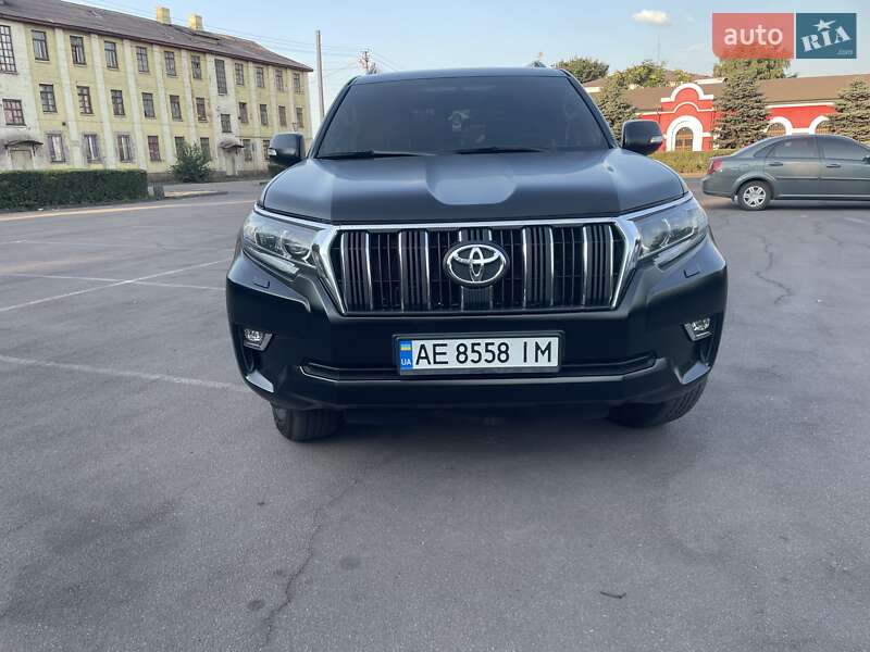 Внедорожник / Кроссовер Toyota Land Cruiser Prado 2019 в Каменском