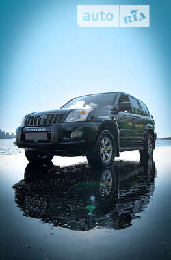 Внедорожник / Кроссовер Toyota Land Cruiser Prado 2003 в Днепре