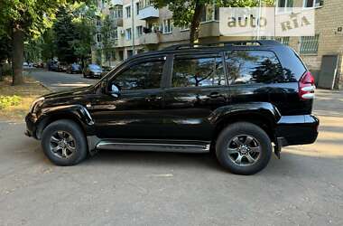 Позашляховик / Кросовер Toyota Land Cruiser Prado 2007 в Полтаві