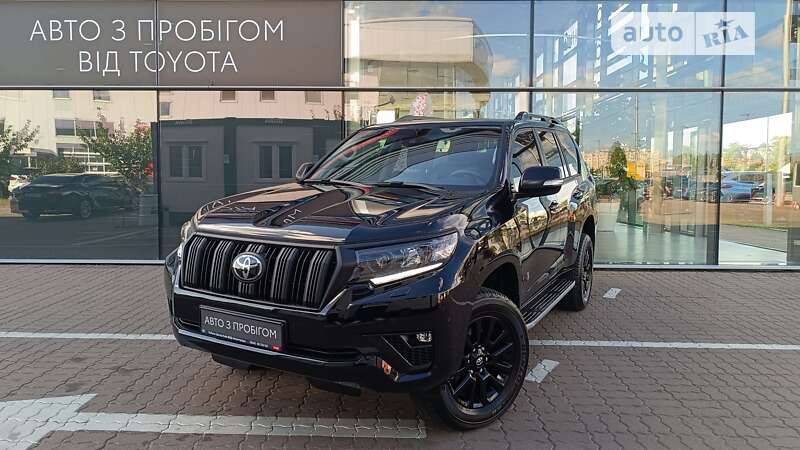 Toyota Land Cruiser Prado 2023