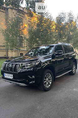 Позашляховик / Кросовер Toyota Land Cruiser Prado 2019 в Києві