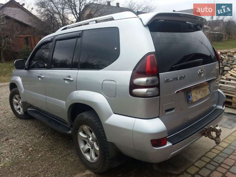 Внедорожник / Кроссовер Toyota Land Cruiser Prado 2007 в Черновцах