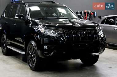 Позашляховик / Кросовер Toyota Land Cruiser Prado 2022 в 