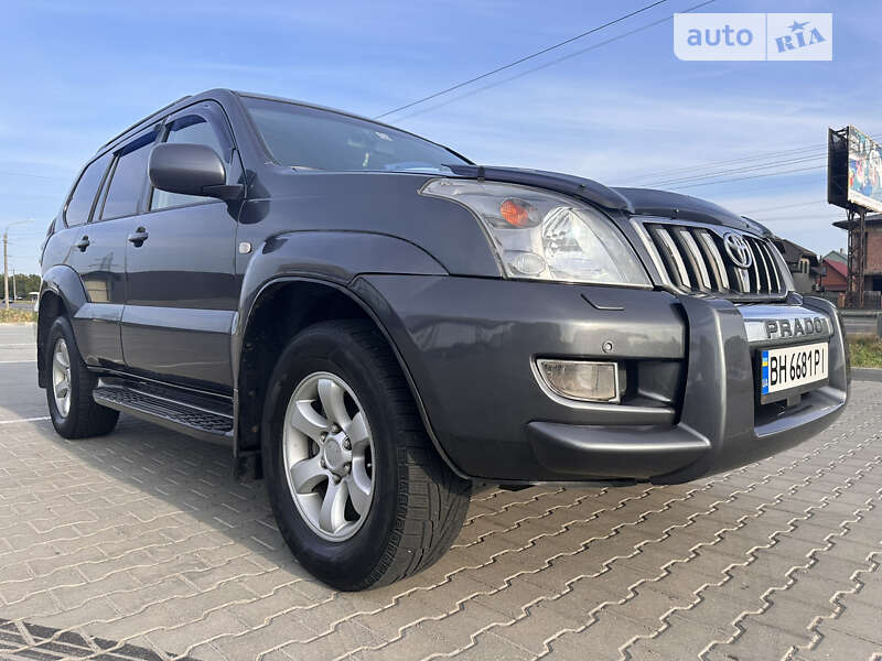 Позашляховик / Кросовер Toyota Land Cruiser Prado 2008 в Луцьку