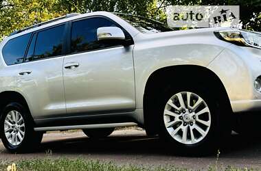 Позашляховик / Кросовер Toyota Land Cruiser Prado 2014 в Києві