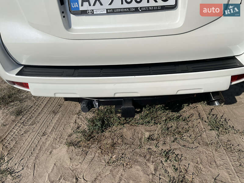 Внедорожник / Кроссовер Toyota Land Cruiser Prado 2015 в Харькове фото 24 Внедорожник / Кроссовер Toyota Land Cruiser Prado 2015 в Харькове