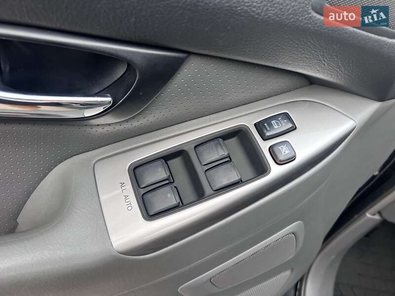 Позашляховик / Кросовер Toyota Land Cruiser Prado 2008 в Краснограді фото 12 Позашляховик / Кросовер Toyota Land Cruiser Prado 2008 в Краснограді