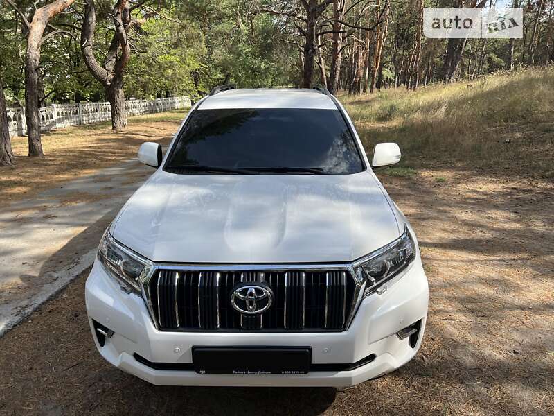 Внедорожник / Кроссовер Toyota Land Cruiser Prado 2017 в Днепре фото 40 Внедорожник / Кроссовер Toyota Land Cruiser Prado 2017 в Днепре