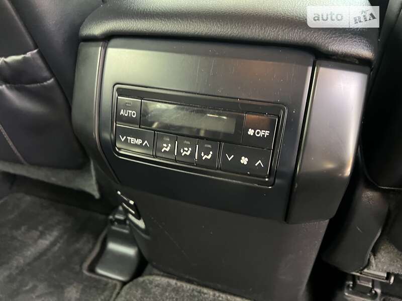 Внедорожник / Кроссовер Toyota Land Cruiser Prado 2017 в Днепре фото 53 Внедорожник / Кроссовер Toyota Land Cruiser Prado 2017 в Днепре