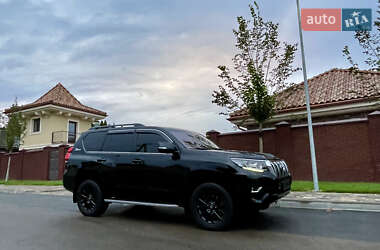 Позашляховик / Кросовер Toyota Land Cruiser Prado 2019 в Києві