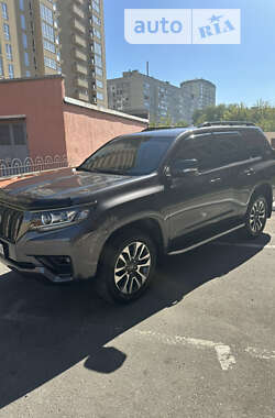 Внедорожник / Кроссовер Toyota Land Cruiser Prado 2021 в Харькове