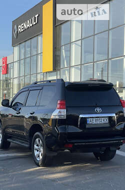 Внедорожник / Кроссовер Toyota Land Cruiser Prado 2011 в Харькове