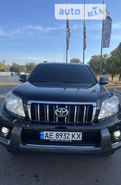 Внедорожник / Кроссовер Toyota Land Cruiser Prado 2011 в Харькове