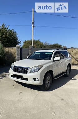 Позашляховик / Кросовер Toyota Land Cruiser Prado 2011 в Прилуках