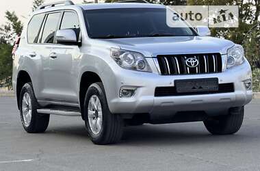 Внедорожник / Кроссовер Toyota Land Cruiser Prado 2011 в Кривом Роге