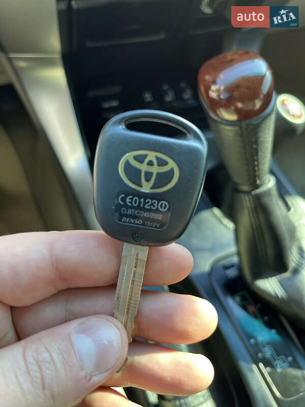 Внедорожник / Кроссовер Toyota Land Cruiser Prado 2007 в Тернополе