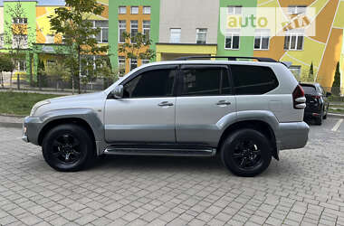 Внедорожник / Кроссовер Toyota Land Cruiser Prado 2005 в Черновцах