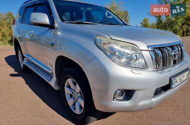 Внедорожник / Кроссовер Toyota Land Cruiser Prado 2011 в Киеве